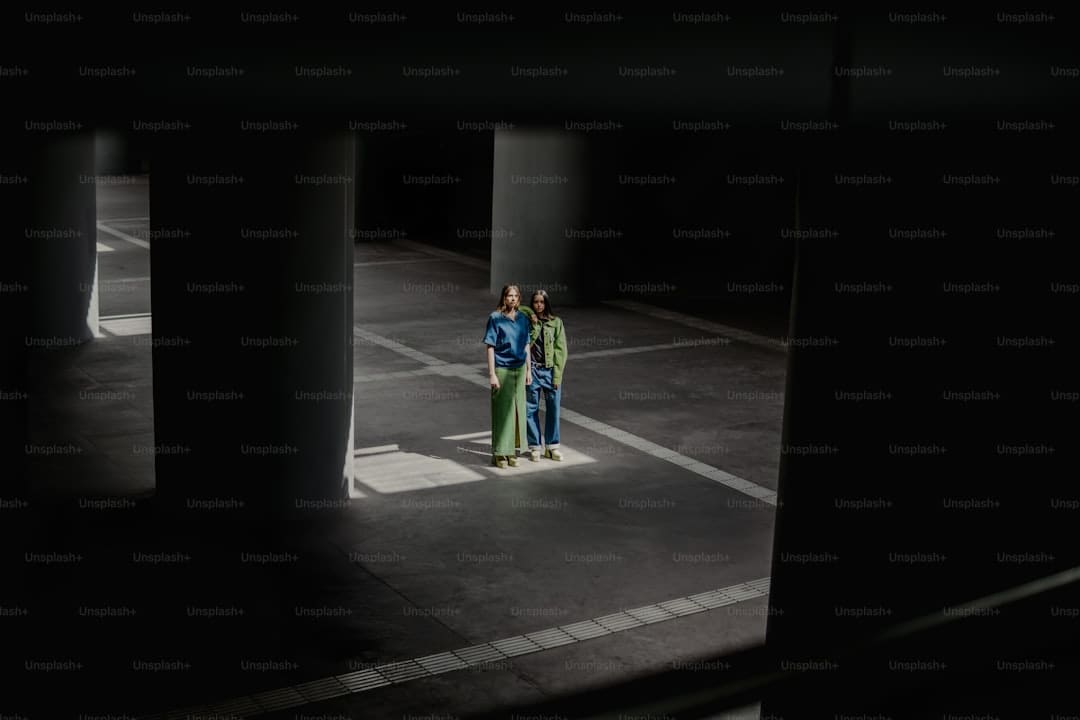 杨默依官宣初次个人巡演《我好想要向你率直》 音乐率直之旅起程